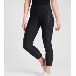 Athleta Stellar Crop Pant in Black Size small